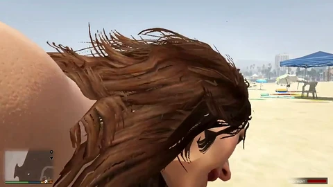 Amanda De Santa se déchaîne et se salit avec son meilleur ami Trevor sur la plage !